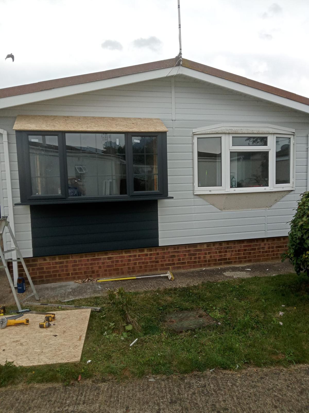  We are specialists in Park Home refurbishments and repairs. From the outside in, we can help you maintain and modernise your Park Home. 